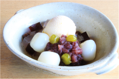 クリームあんみつ